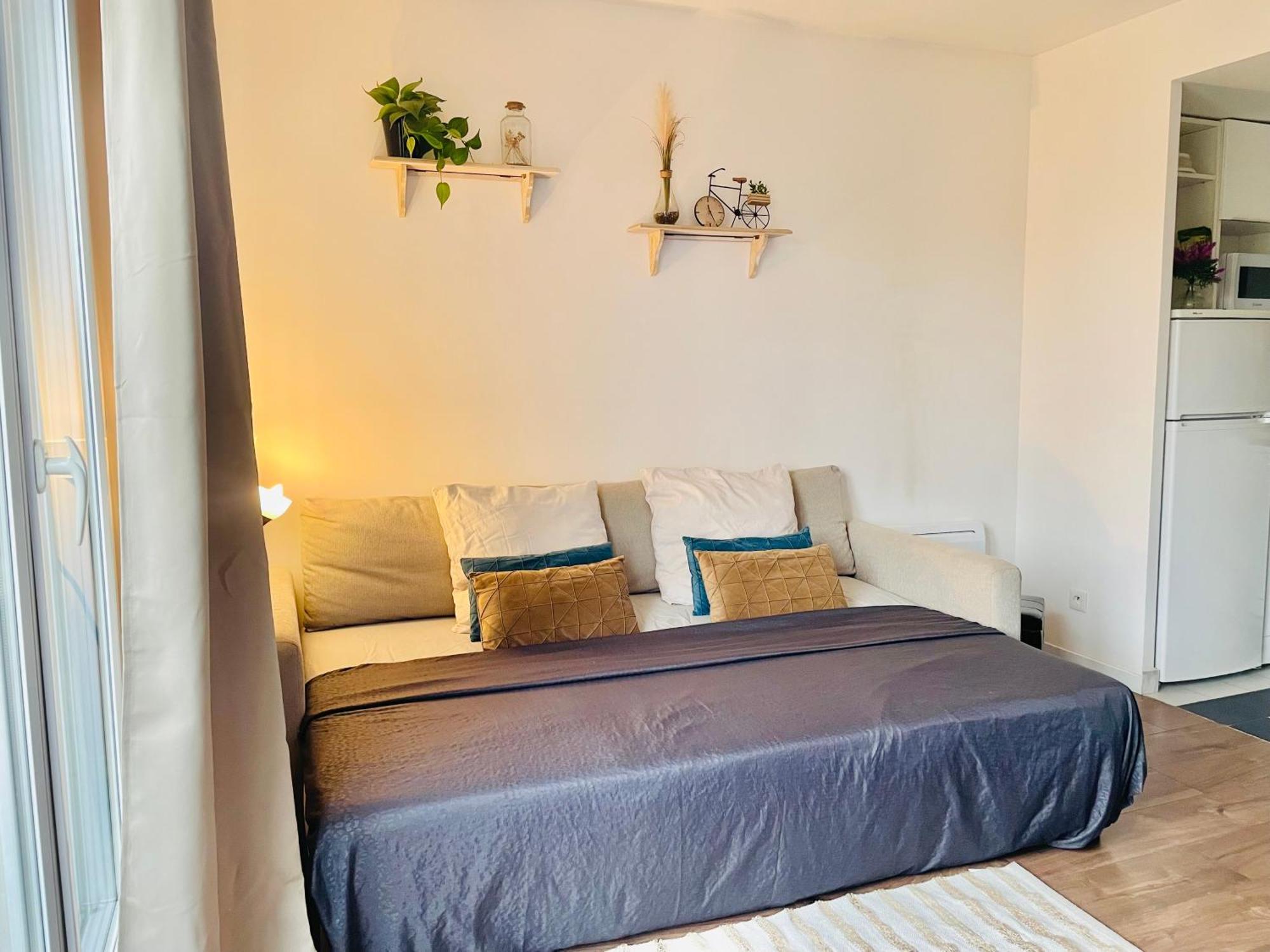 Appartement T2 Ideal Pour Familles Ou Sejour D Affaire アルジャントゥイユ エクステリア 写真